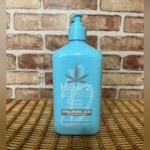 Hempz Ocean Breeze Herbal Body Moisturizer - Light Blue